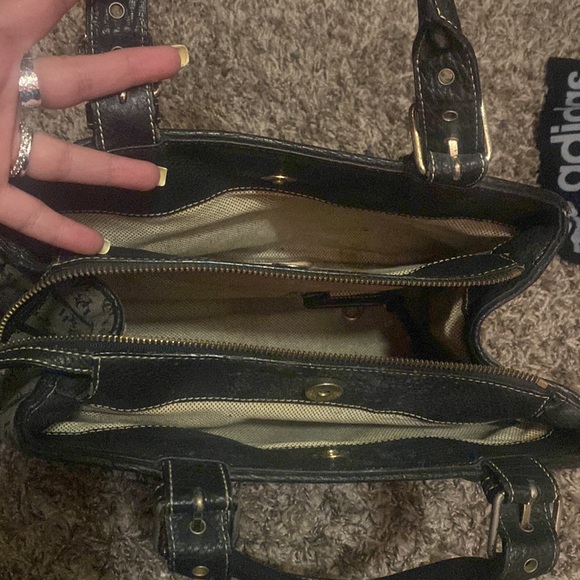 🖤used Dooney and Brourke🖤 - Picture 3 of 7